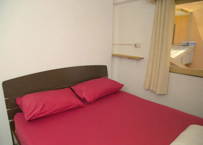 Hostel Before We Go Donmueang *